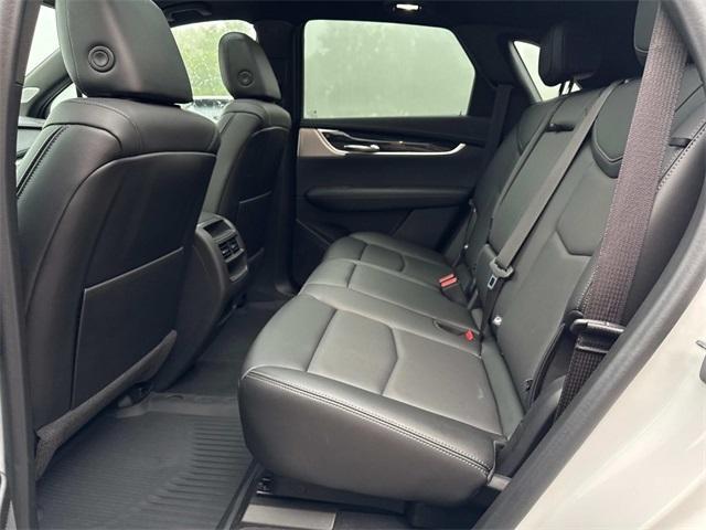 used 2022 Cadillac XT5 car, priced at $26,991