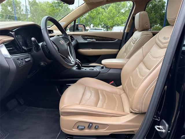 used 2022 Cadillac XT6 car, priced at $41,499