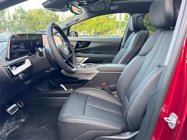 new 2025 Cadillac OPTIQ car, priced at $58,726