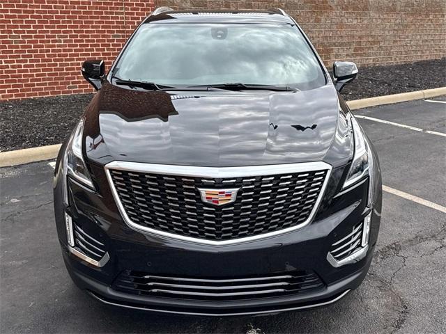 new 2025 Cadillac XT5 car, priced at $47,315