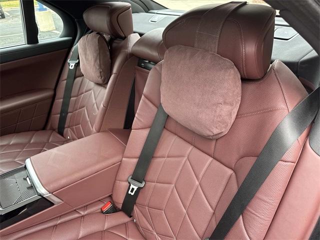 used 2023 BMW 760 car, priced at $71,889