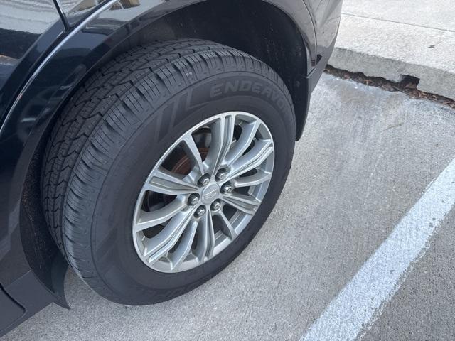 used 2017 Cadillac XT5 car, priced at $11,991