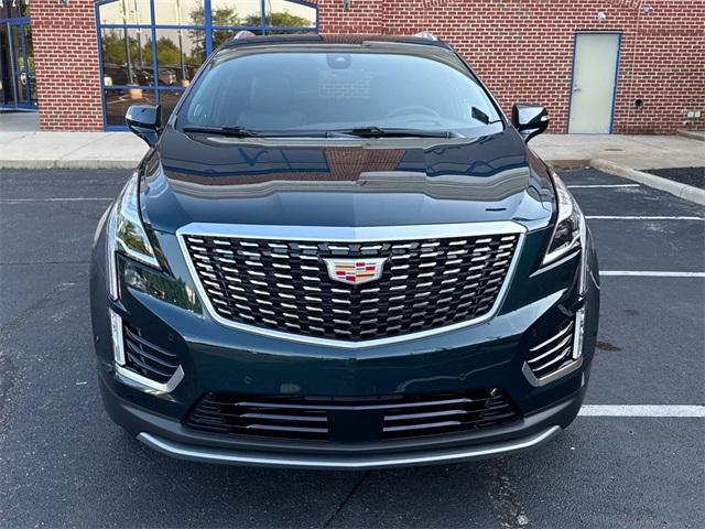 new 2025 Cadillac XT5 car, priced at $58,915