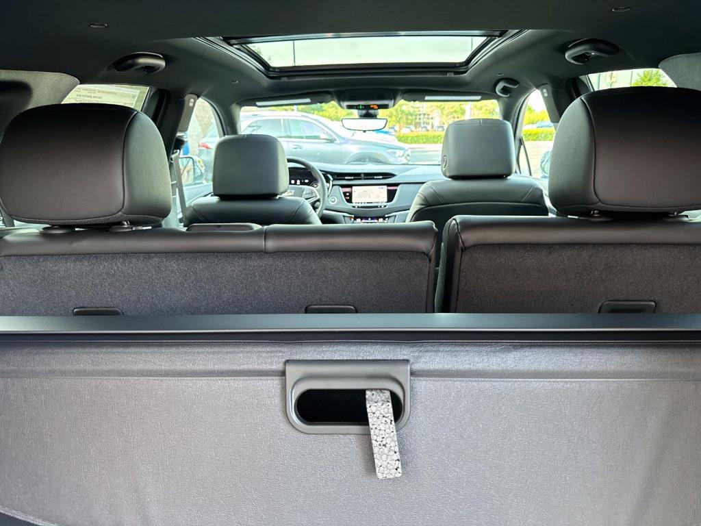 new 2025 Cadillac XT5 car, priced at $58,915