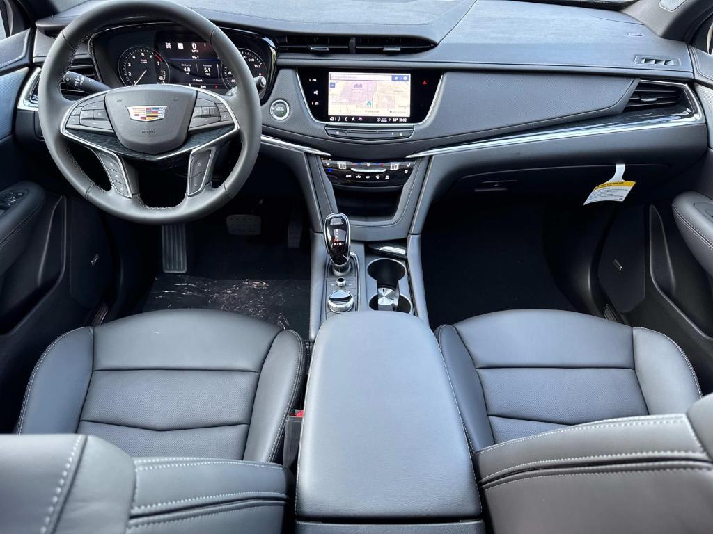 new 2025 Cadillac XT5 car, priced at $58,915