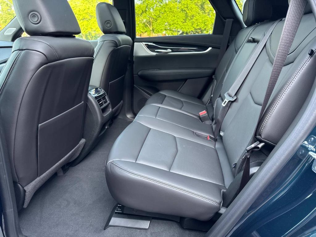 new 2025 Cadillac XT5 car, priced at $58,915
