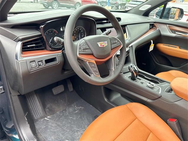 new 2025 Cadillac XT5 car, priced at $56,310