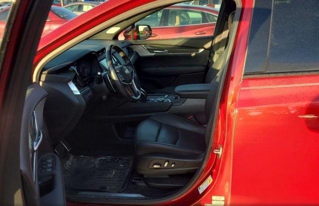 used 2023 Cadillac XT5 car, priced at $40,584