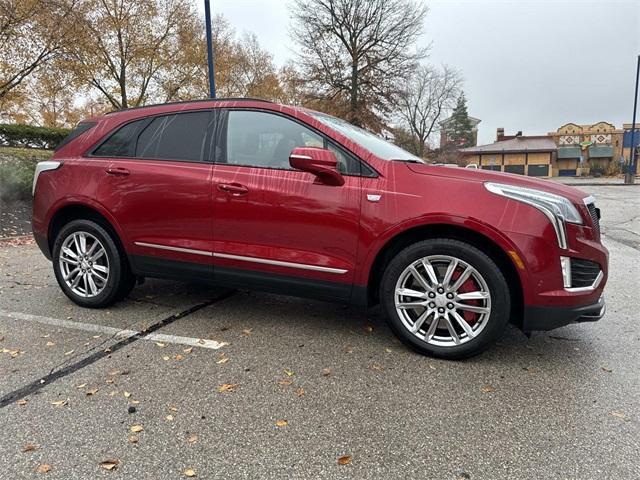 used 2023 Cadillac XT5 car, priced at $37,881