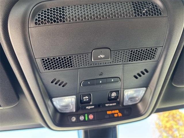 new 2025 Cadillac XT5 car, priced at $56,999