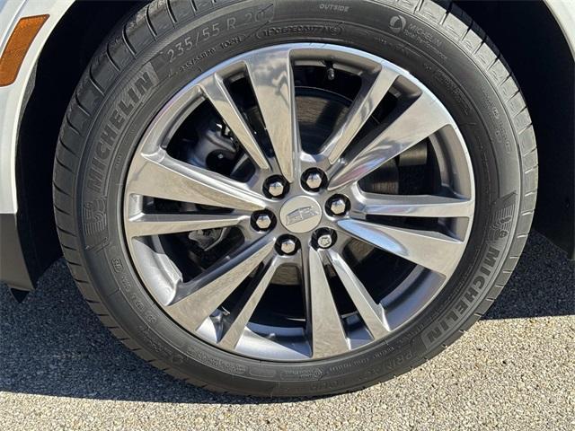 new 2025 Cadillac XT5 car, priced at $56,999