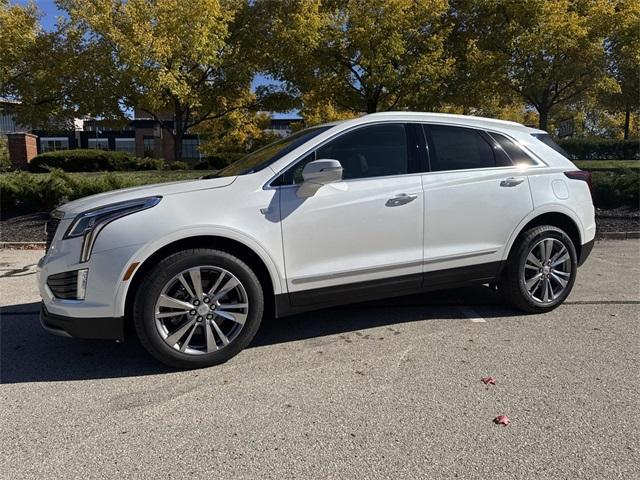 new 2025 Cadillac XT5 car, priced at $56,999