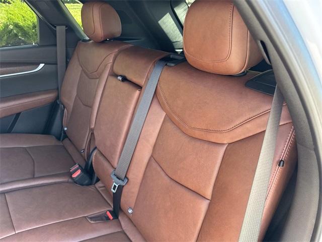 new 2025 Cadillac XT5 car, priced at $56,999