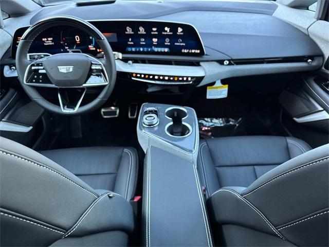 new 2025 Cadillac OPTIQ car, priced at $62,455
