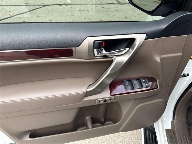used 2015 Lexus GX 460 car, priced at $25,991