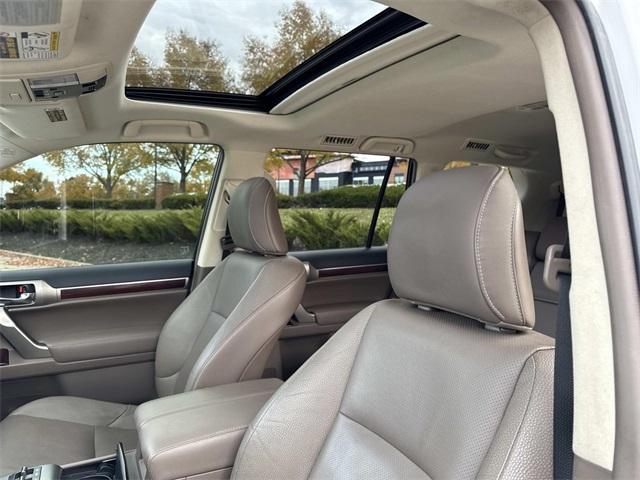 used 2015 Lexus GX 460 car, priced at $25,991