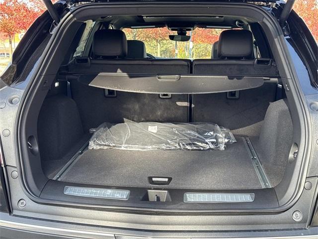 new 2026 Cadillac XT5 car, priced at $57,095