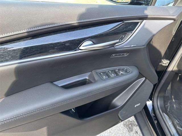 new 2026 Cadillac XT5 car, priced at $57,095