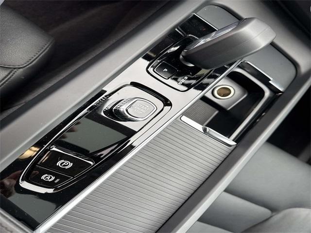 used 2024 Volvo XC60 car, priced at $34,977