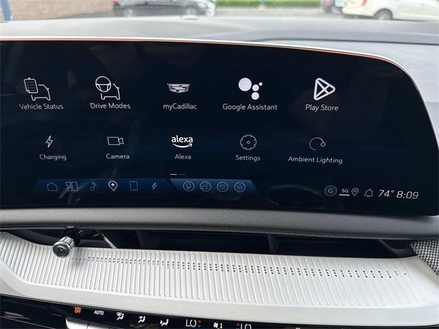 new 2025 Cadillac OPTIQ car, priced at $54,765