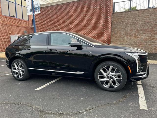 new 2025 Cadillac OPTIQ car, priced at $54,765