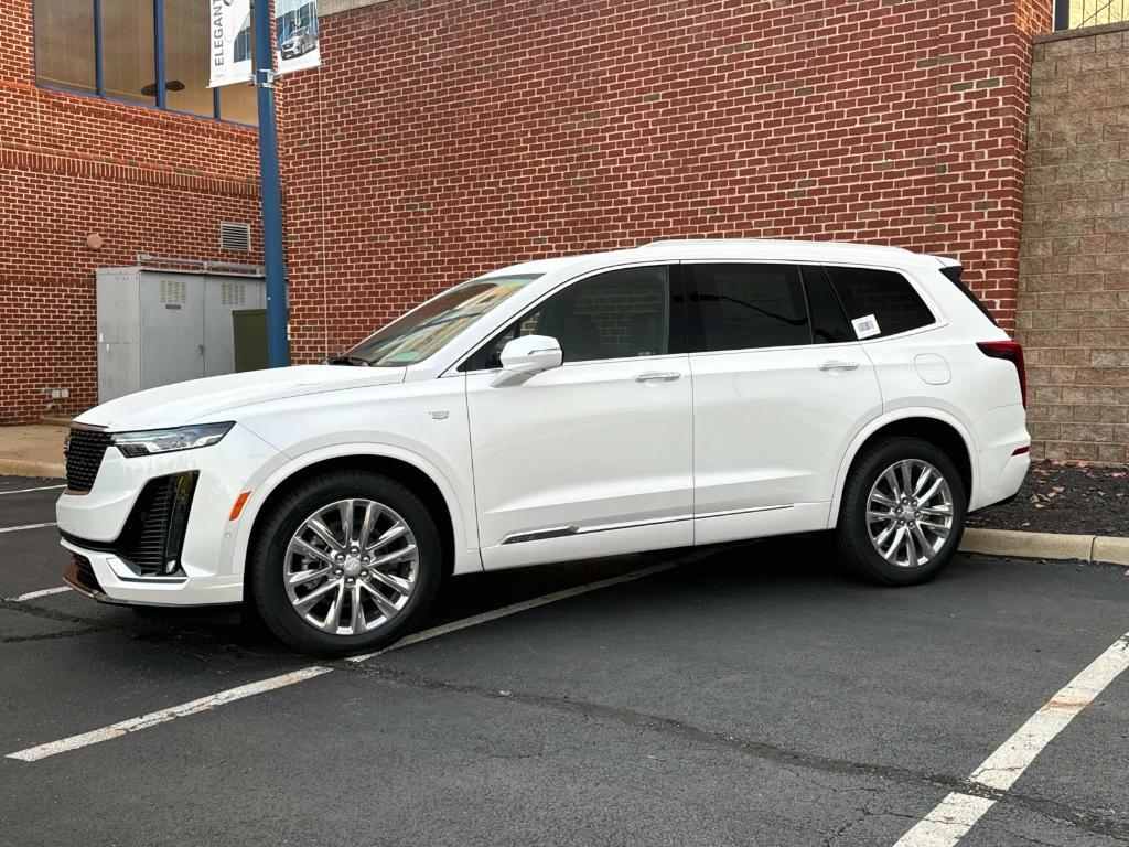 new 2025 Cadillac XT6 car, priced at $61,646