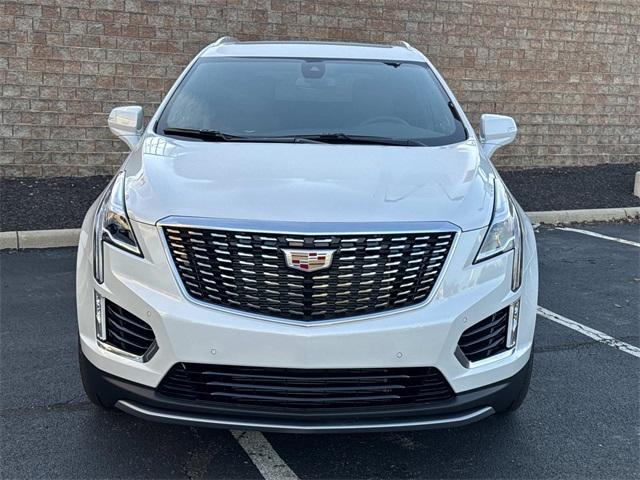 new 2025 Cadillac XT5 car, priced at $55,785