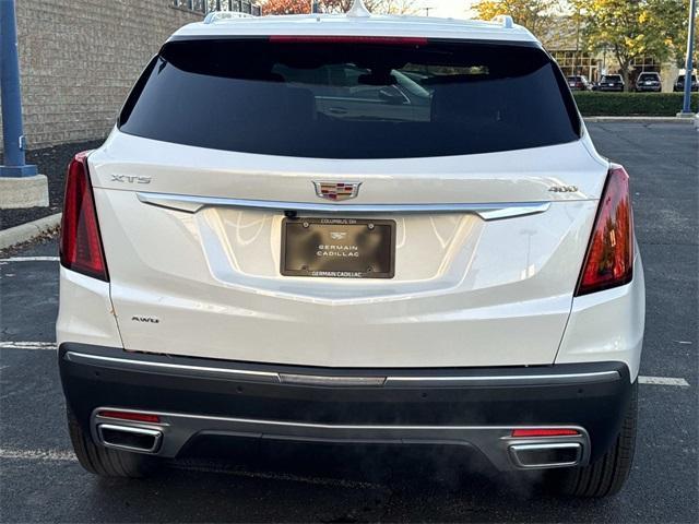 new 2025 Cadillac XT5 car, priced at $55,785