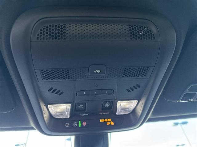 new 2025 Cadillac XT5 car, priced at $55,785