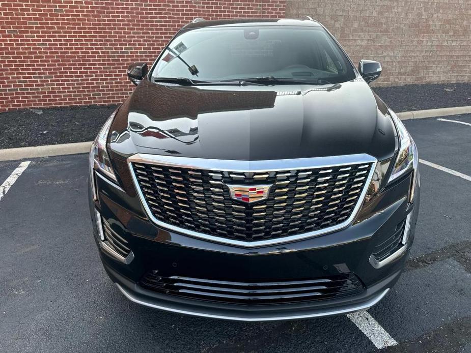 new 2025 Cadillac XT5 car, priced at $58,090