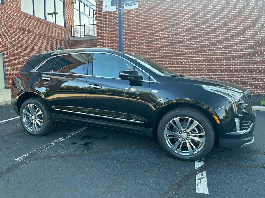 new 2025 Cadillac XT5 car, priced at $58,090