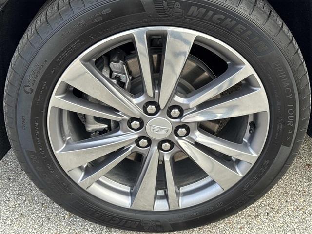 used 2025 Cadillac XT5 car, priced at $43,991