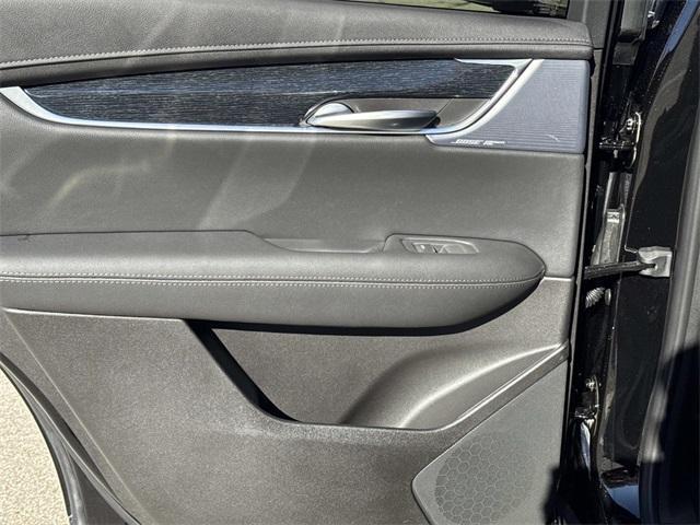 new 2026 Cadillac XT5 car