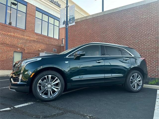 new 2025 Cadillac XT5 car, priced at $57,908