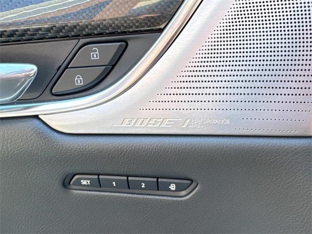 used 2023 Cadillac XT6 car, priced at $47,991