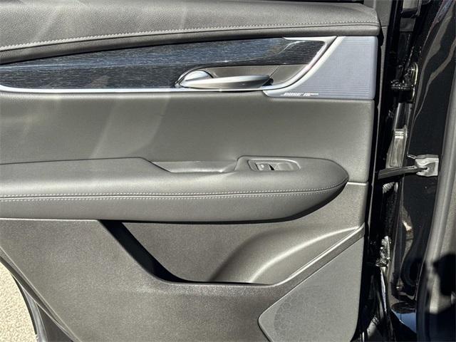 new 2026 Cadillac XT5 car