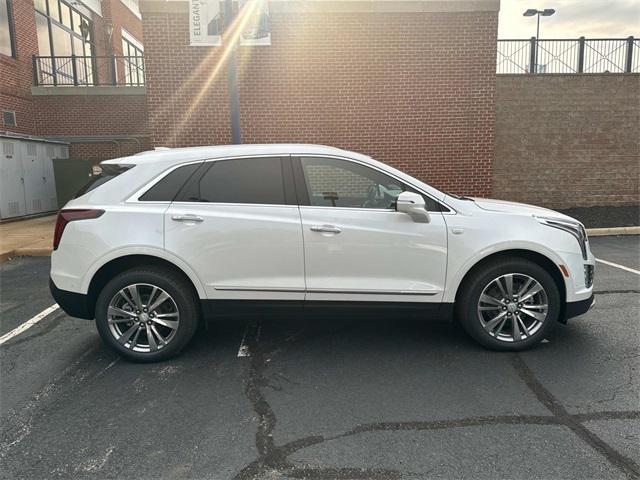 new 2025 Cadillac XT5 car, priced at $57,985