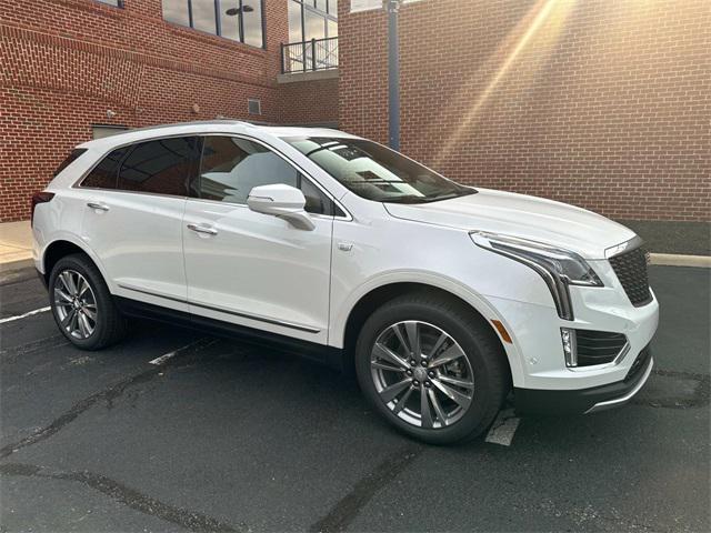 new 2025 Cadillac XT5 car, priced at $57,985