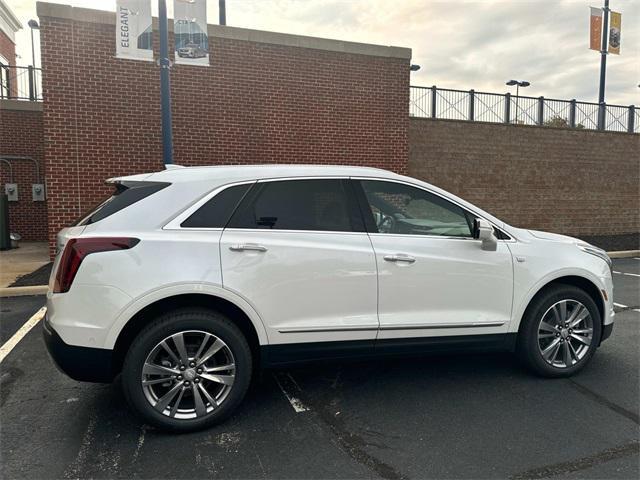 new 2025 Cadillac XT5 car, priced at $57,985