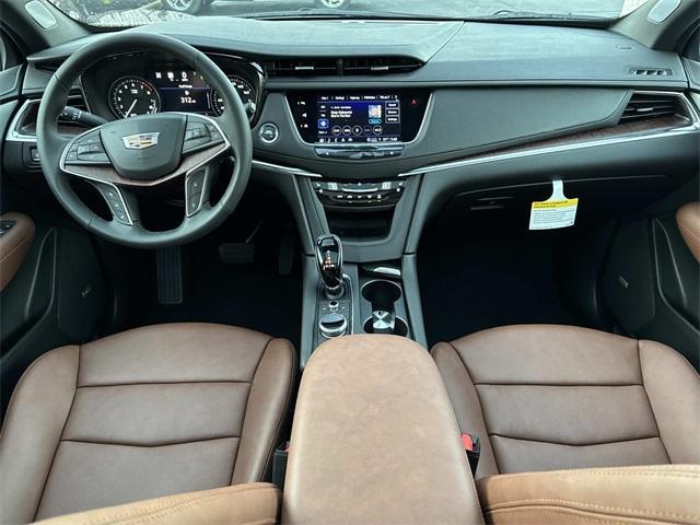 new 2025 Cadillac XT5 car, priced at $60,660