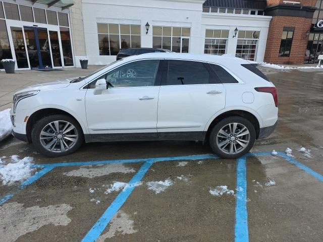 used 2021 Cadillac XT5 car, priced at $22,991