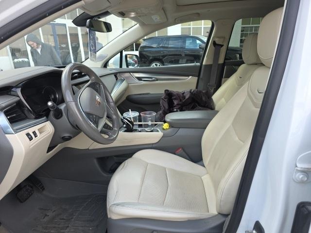 used 2021 Cadillac XT5 car, priced at $22,991