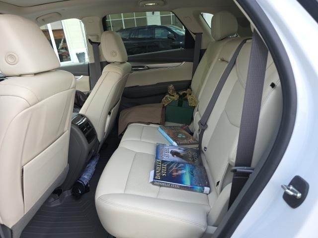 used 2021 Cadillac XT5 car, priced at $22,991