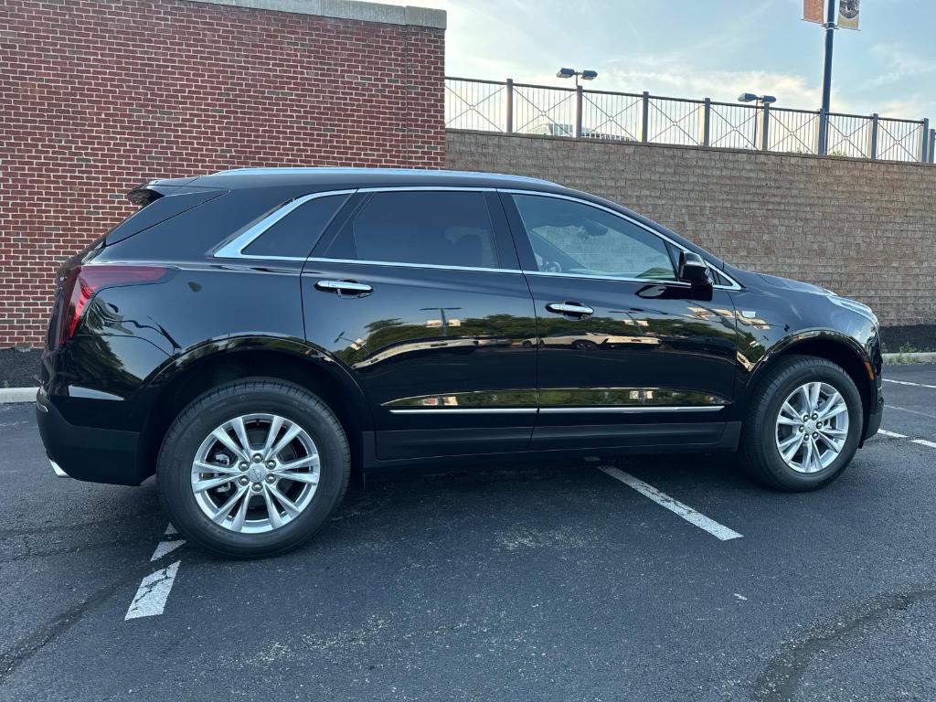 new 2025 Cadillac XT5 car, priced at $48,135