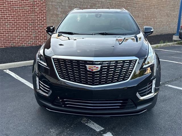 new 2025 Cadillac XT5 car, priced at $48,135