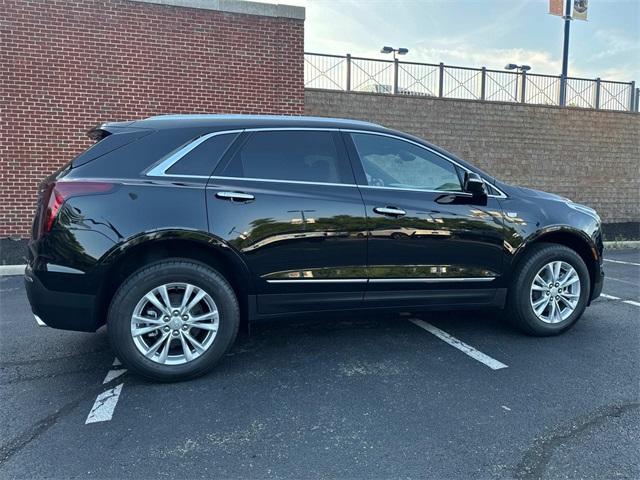 new 2025 Cadillac XT5 car, priced at $48,135