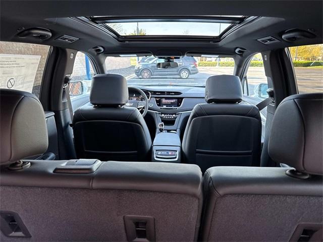 new 2025 Cadillac XT6 car, priced at $52,365