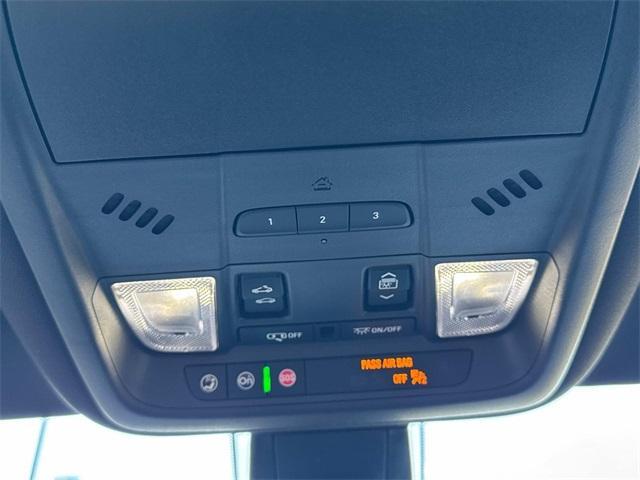 new 2025 Cadillac XT6 car, priced at $52,365