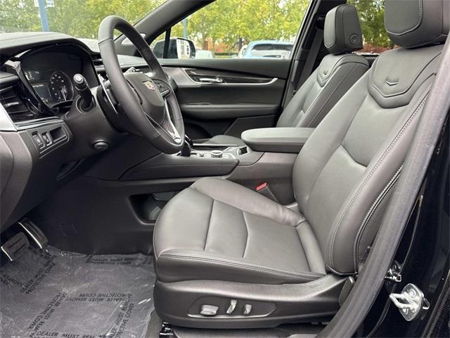 new 2025 Cadillac XT6 car, priced at $63,110