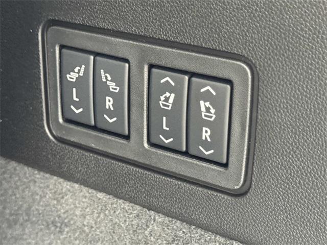 new 2025 Cadillac XT6 car, priced at $63,110